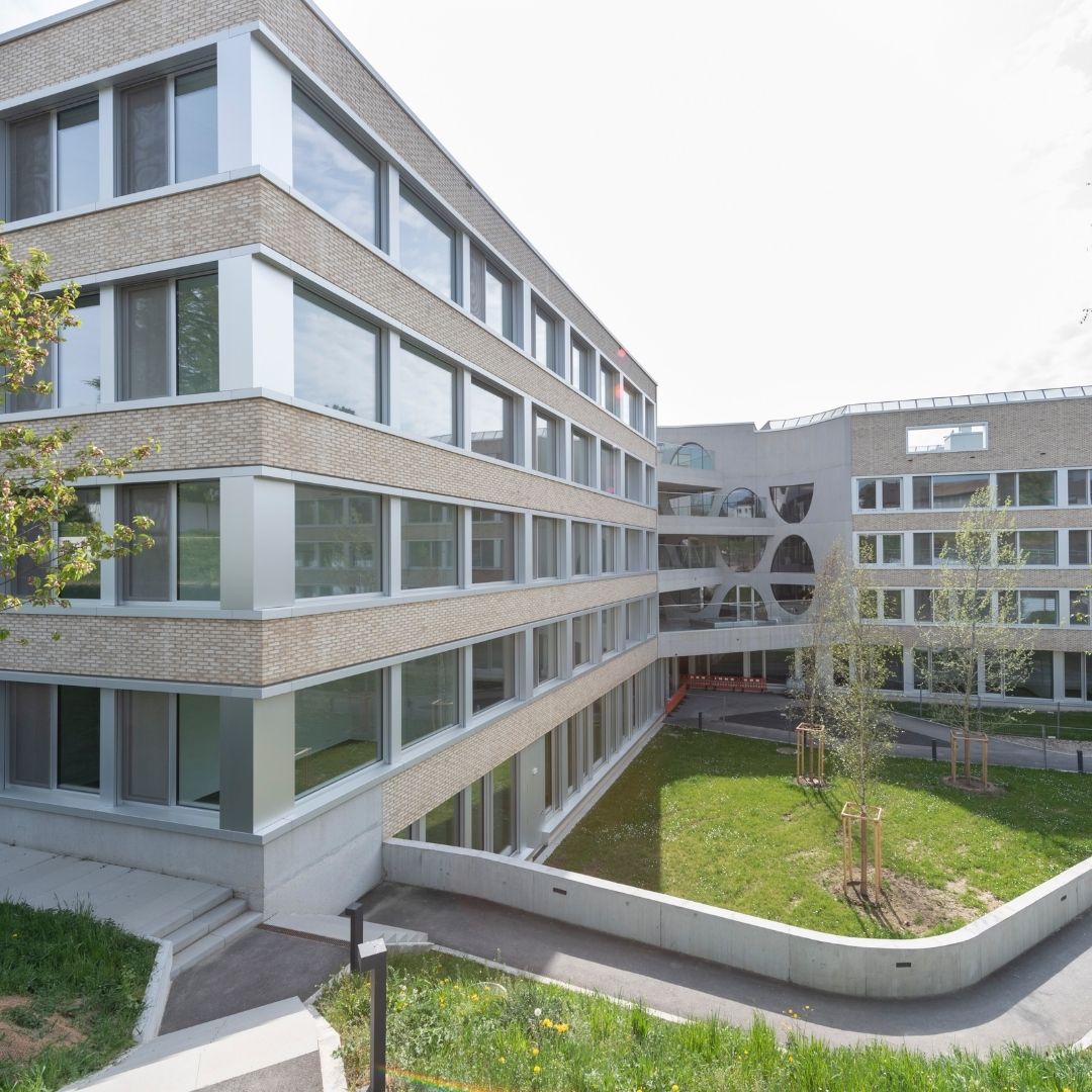 7.hôpital cery