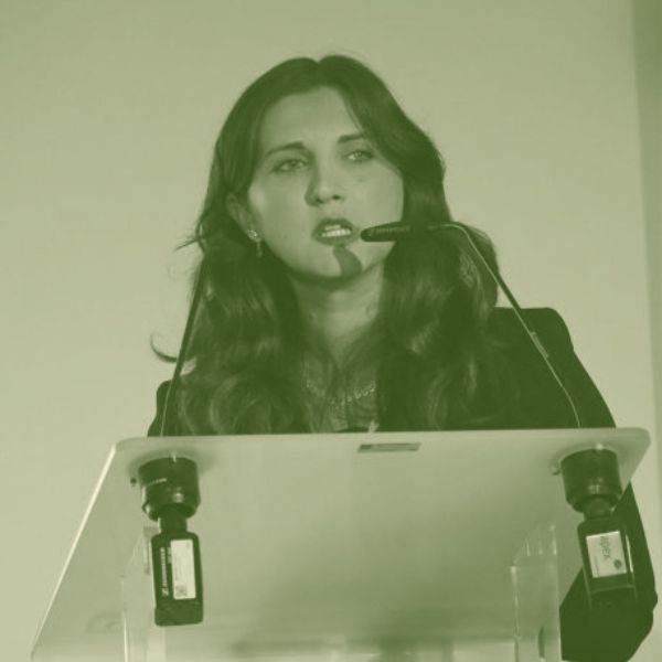 stephanie lukasik