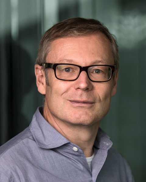 joerg roessel web medium