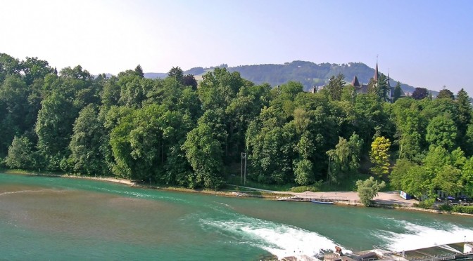 La logique consensuelle de la gestion intégrée par bassin versant ou comment noyer le poisson