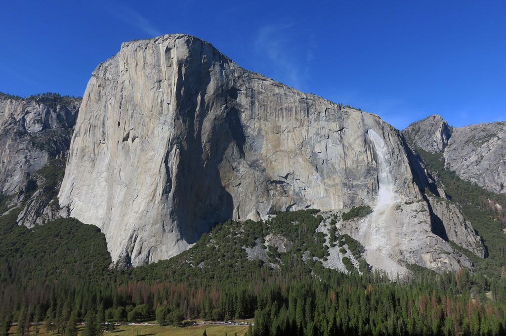 The recent El Capitan rockfalls have been analyzed by the Risk Analysis Group in collaboration with Yosemite National Park