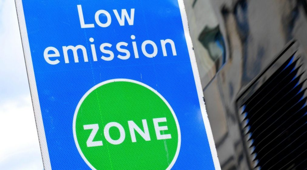 Evaluating the effectiveness of Urban Low Emission Zones