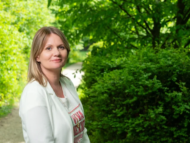 Faire émerger les femmes d’hier