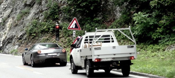 Jérémie Voumard: Simulation dynamique du trafic routier pour l’estimation du risque sur les routes de montagne