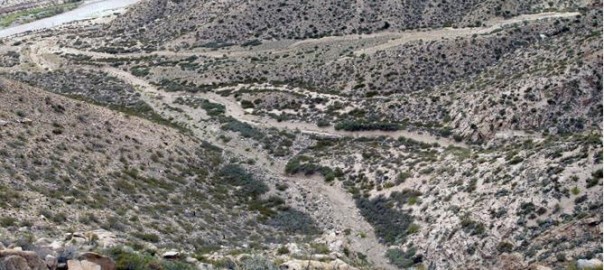 Emmanuel Wick: Etude détaillée d’un bassin versant à laves torrentielles le long de la Route Internationale n° 7, Courbe de Guido, Province de Mendoza, Argentine