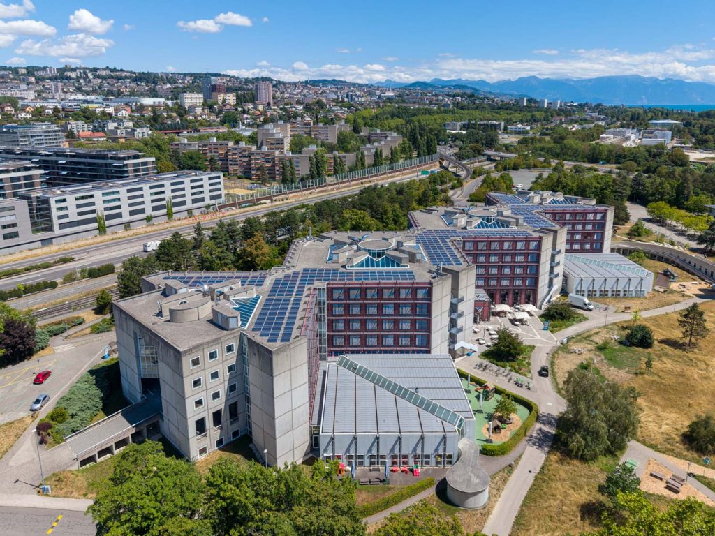 Vue aérienne - L'Anthropole et le quartier de Bourdonnette